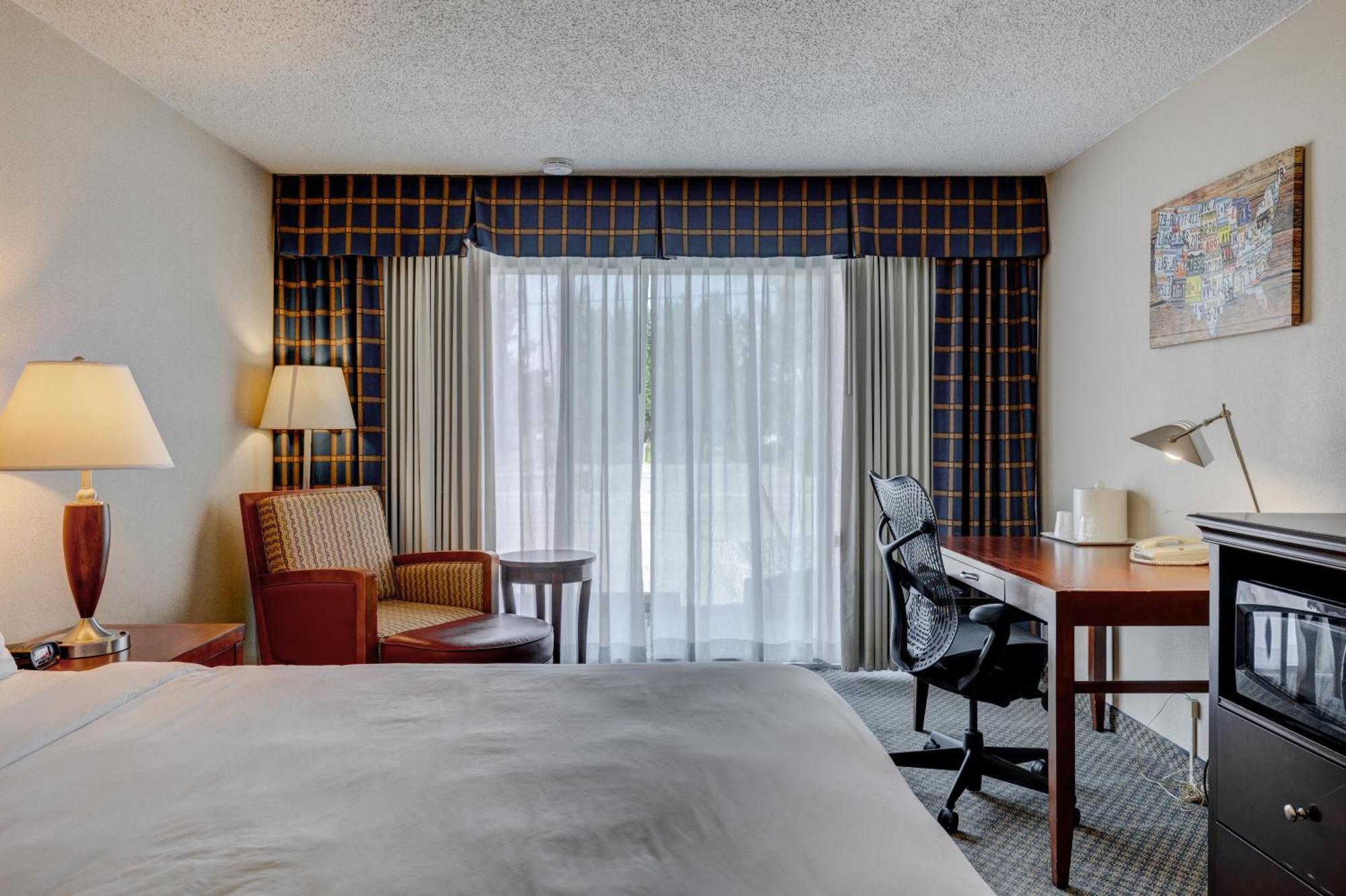 Riverside Hotel Каспер Экстерьер фото