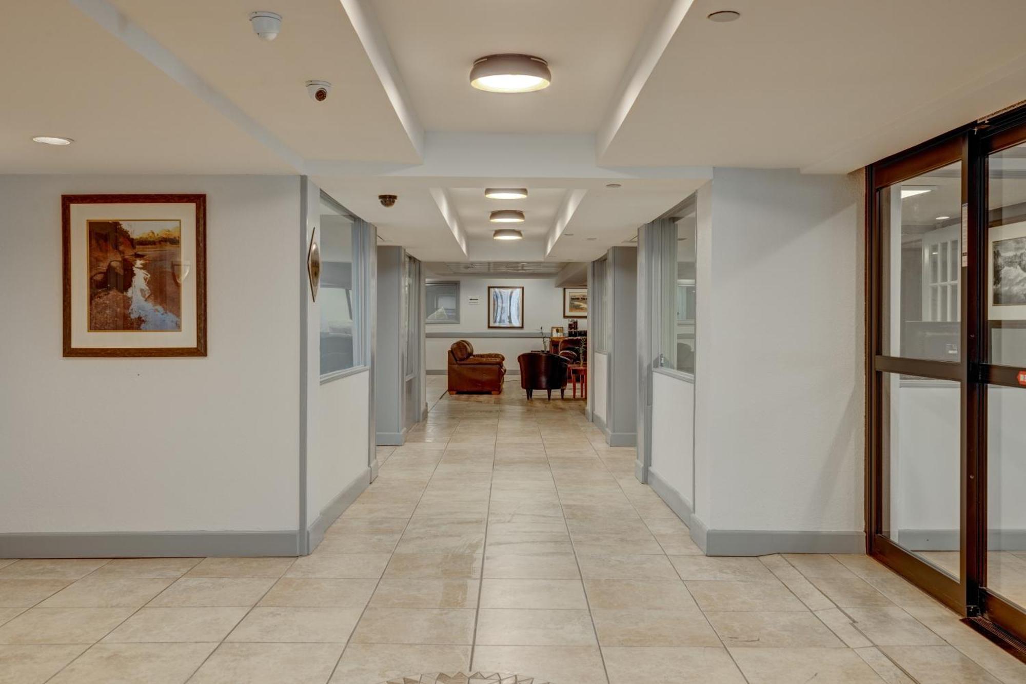 Riverside Hotel Каспер Экстерьер фото